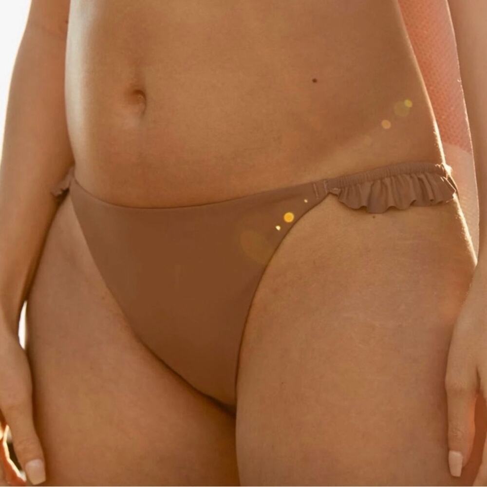 NWT Aerie Brown Ruffle Bikini Bottoms M – Full Coverage Swimwear